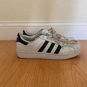 Adidas Superstar Sneakers
